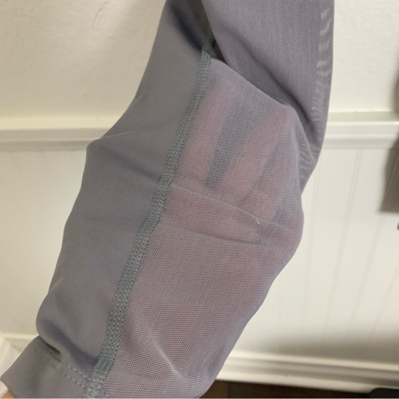 NWT NIKE Fast Tight Fit Mid Rise Full Length Logo Leggings Gray Sz M Mesh Leg - Picture 4 of 17